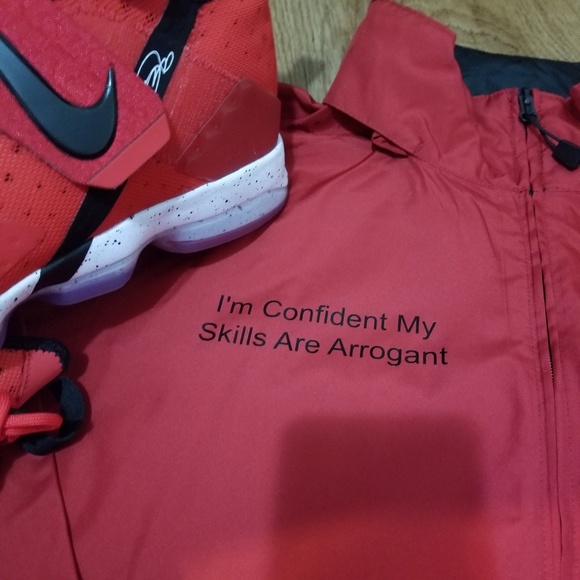 The Windbreaker only - Picture 5 of 5